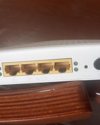 Modem router Technicolor TG582n. USATO