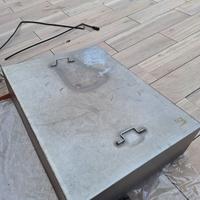 Copertura acciaio inossidabile con maniglie