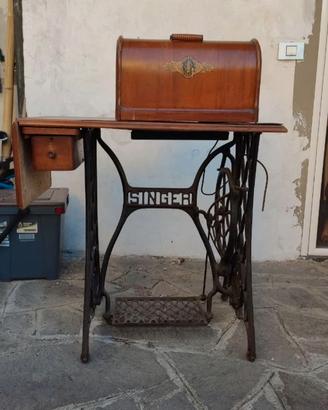 Macchina Singer d'epoca da restaurare 