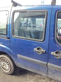 Porta laterale dx nuda FIAT DOBLO del 2006