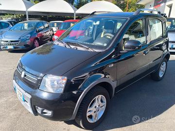 Fiat Panda 1.3 MJT 16V DPF 4x4 Climbing