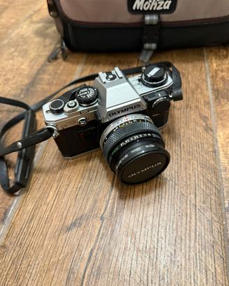 Kit Vintage Olympus OM10 (1984)