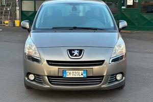 Peugeot 5008 1.6 HDi 110CV Tecno