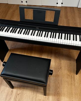 Yamaha P-45 + Mobile + Sgabello