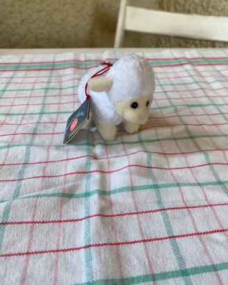 Pecorella in peluche della Trudi