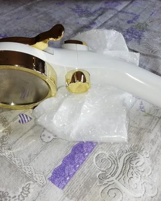 Doccia bianca oro varie funzioni