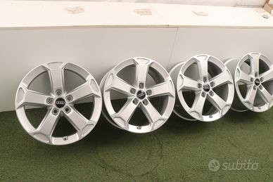 Cerchi in lega Audi Q2 Q2L E-Tron Q2L 17 ORIGINALI