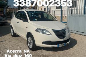 Lancia Ypsilon 0.9 TwinAir 85 CV 5 porte Metano Ec