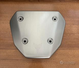 Cupolino in alluminio Yamaha MT-09