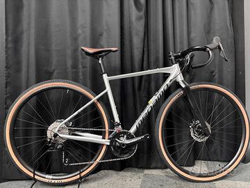 -24% MEGAMO Jakar 30 Gravel | M | 2025