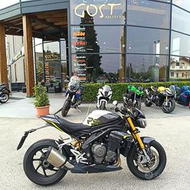 Triumph Speed Triple 1200 triumph speed tripl...
