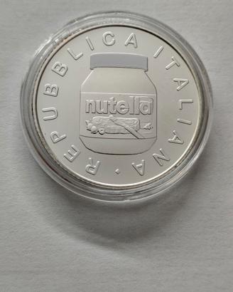 Nutella bianca, Moneta da 5 in argento 925.