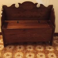 Cassapanca seduta contenitore con intagli