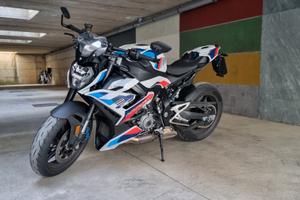 Bmw M1000R - 2024 - 11069 km