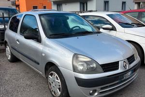 RENAULT CLIO 1200 60CV