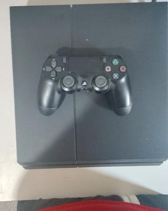 PS4 500GB+CONTROLLER+ 6 GIOCHI(MINECRAFT, AC  ECC)