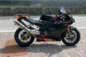 Aprilai RSV 1000 Factory 2004