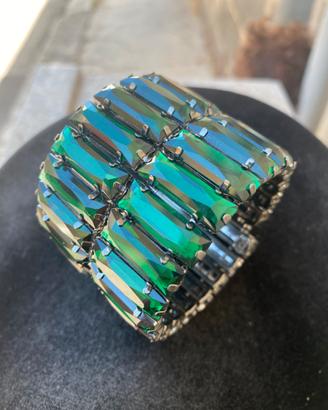 Bracciale con cristalli rettangolari verdi