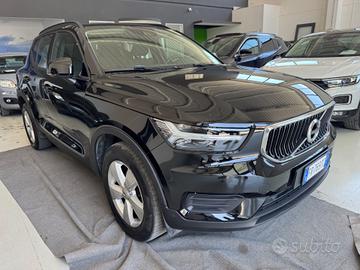 Volvo XC40 D3 Momentum aut/vietual Coc