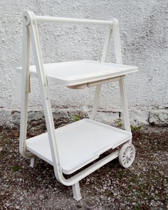 Carrello di servizio moderno di plastica bianco