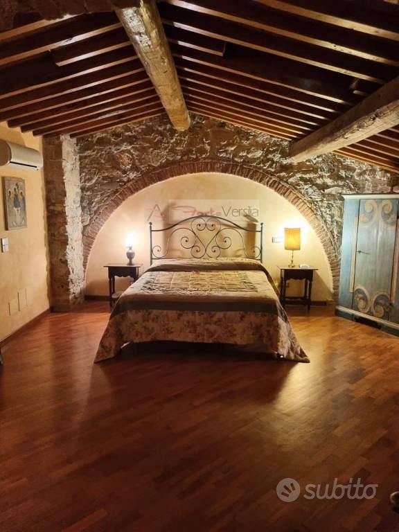 Appartamento di 130 m² con 5 locali e box auto a V - Vista 2