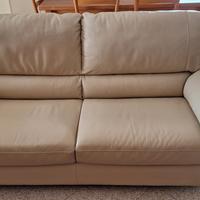 Divano in vera pelle