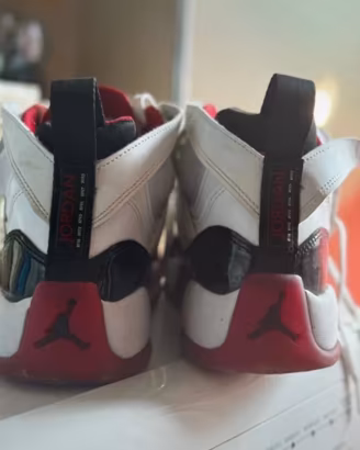 Scarpe Jordan ragazzo misura 40