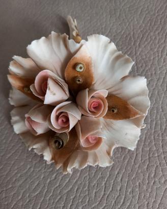 bouquet di fiori  ceramica capodimonte