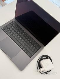 Macbook Pro 14” M4 Nero 512GB/16GB