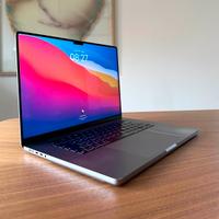 Mac Book Pro - 16” - M1 Max
