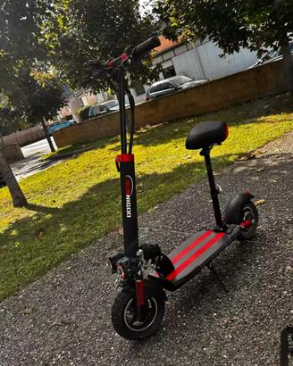Monopattino elettrico Bunnigo con sedile