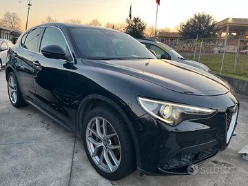 Alfa Romeo Stelvio 2.2 Turbodiesel 210 CV AT8 Q4 E