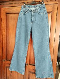 JEANS IN COTONE VITA ALTA A GAMBA LARGA