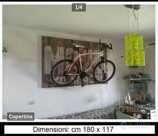 Supporto da parete per bici retroilluminato