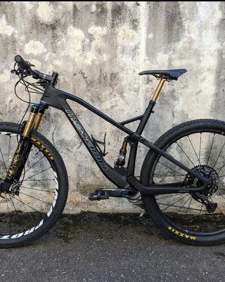 Mountain bike megamo