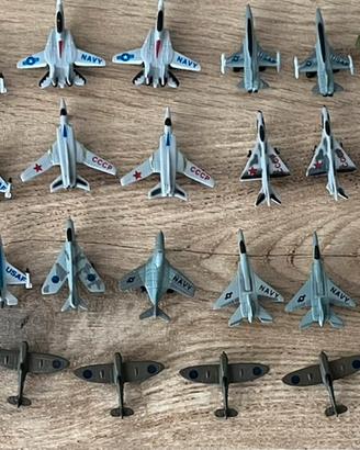 Micro Machines - Mezzi Militari e Figures