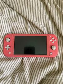 NINTENDO SWITCH LITE + GIOCHI