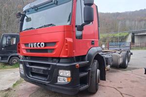 Iveco Stralis 3 assi