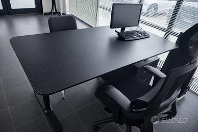 Scrivanie effetto legno nero – Laminato