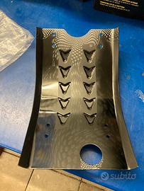 paramotore il lamiera finto carbonio