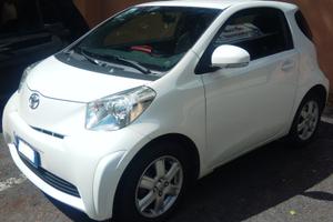 Toyota iQ 1.0 KM ZERO LEGGI NOTE