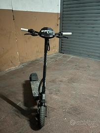 Monopattino elettrico Kukirin g2