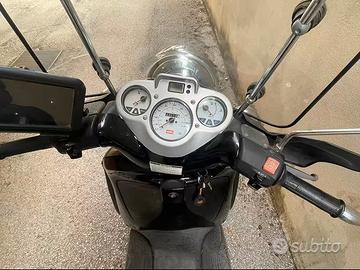 Aprilia Scarabeo 150