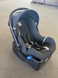 Ovetto Seggiolino Inglesina con supporto auto