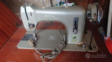 Macchina da cucire Necchi Esperia anni 70