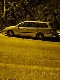 Ford focus station wagon 
