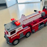 Camion pompieri con suoneria