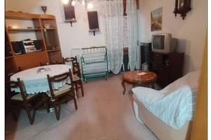 Vendita casa con garage abitazione su 4 livelli