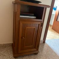 Mobiletto / comodino color noce