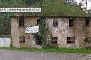 Rustico / Casale di 200 m² con 5 locali a Capannor